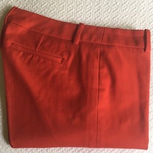Womens size 4 cropped pencil legged pants.
